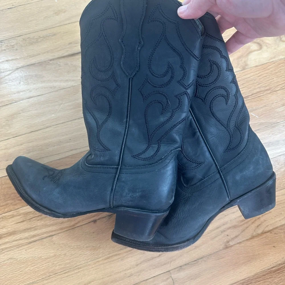 Corral Black Embroidered Heeled Boots - Picture 2 of 14